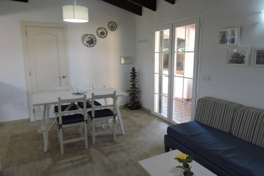 Chalet Cerca De La Playa Cala'N Bosch  Exterior photo